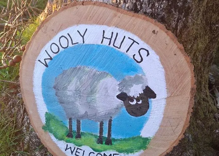 Lodge Wooly Huts *